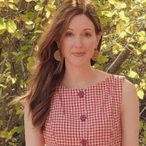 photo of Hollie Kenniff